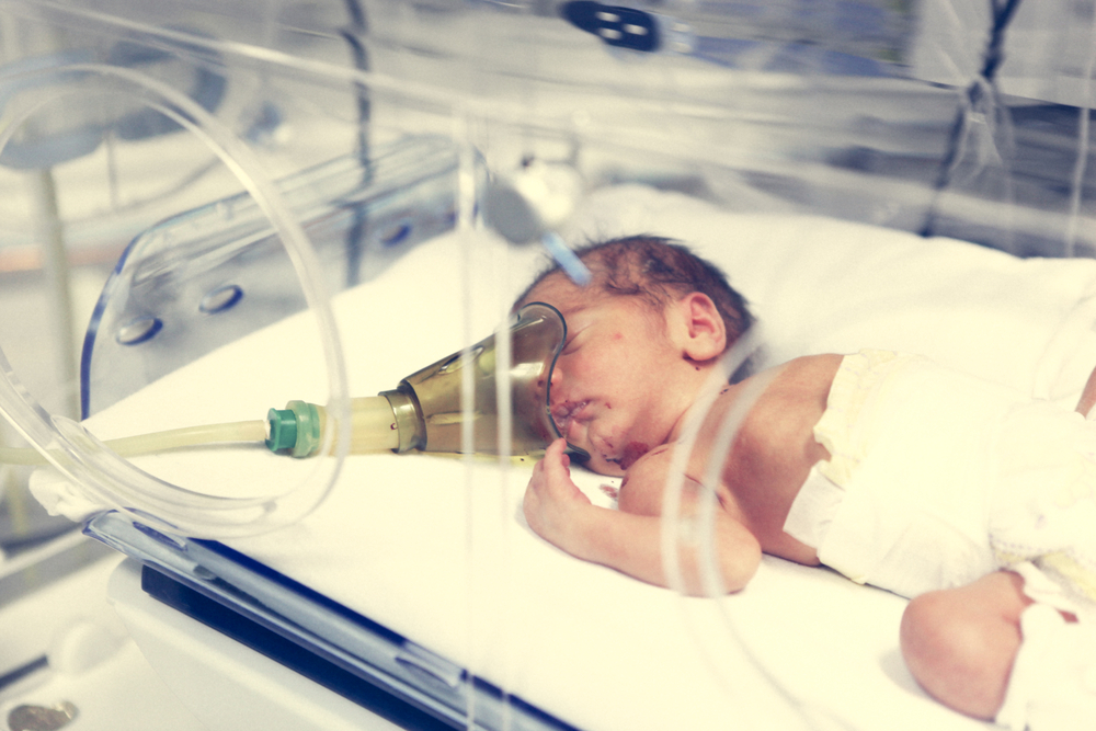 premature baby neonate in intensive care unit